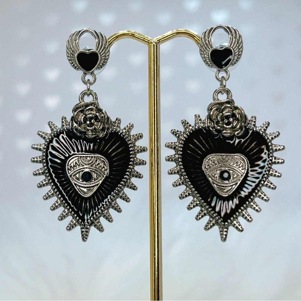 Silver 🩶 wings 🪽 evil eye 🧿 rose heart black enamel crystal 2” earrings 🖤